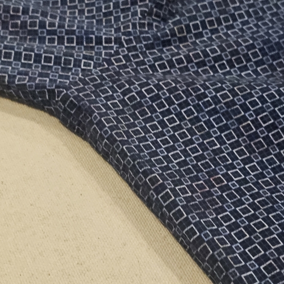 Bugatchi Shaped Fit Button Down XXL - Picture 4 of 5